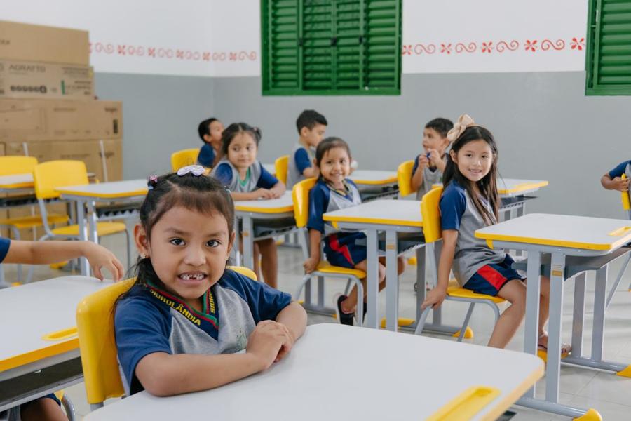 Left or right whatsapp image 2025 11 10 at 16.54.14