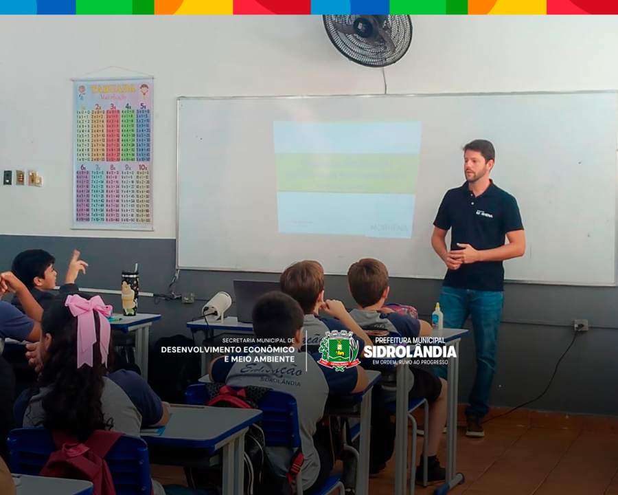 Meio ambiente: Escolas municipais recebem palestra sobre coleta seletiva