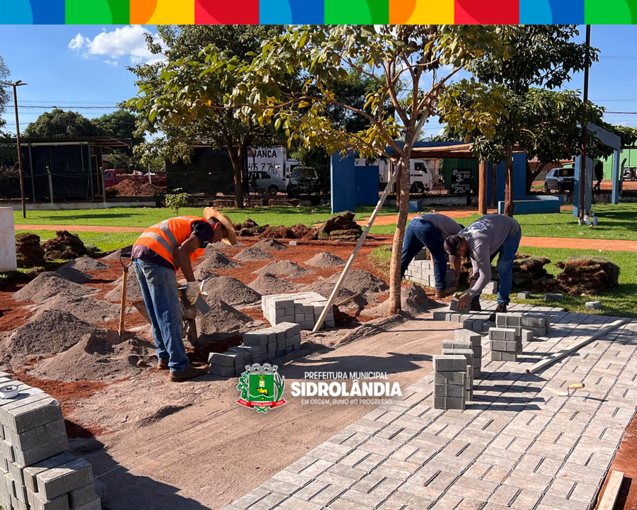 Praça Valmor Mari passa por revitalização após anos de implantação e uso pela população