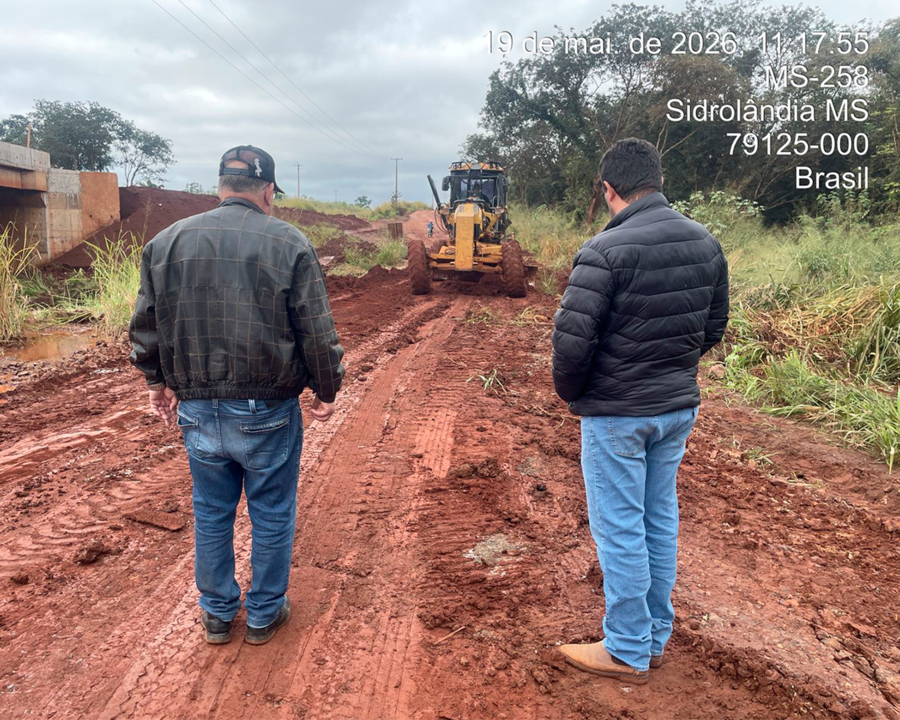 Ponte do Assentamento Vacaria e acesso à região de Anhanduí são liberados após ações emergenciais