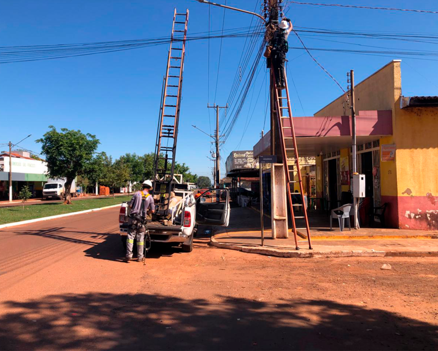Moradores podem solicitar manutenção da iluminação pública pelo WhatsApp em Sidrolândia