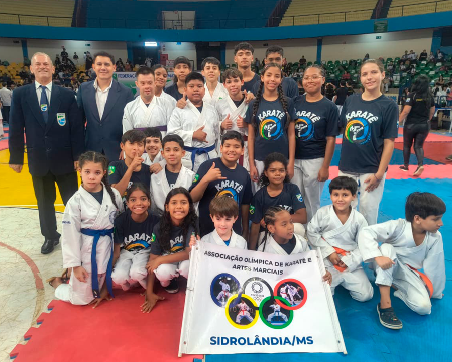 Atletas de Sidrolândia conquistam 14 medalhas na 2ª etapa do Estadual de Karatê