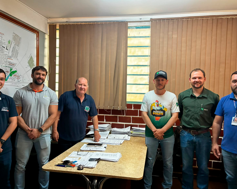 Prefeitura e setor produtivo alinham ações para melhorar trafegabilidade das estradas rurais durante período chuvoso